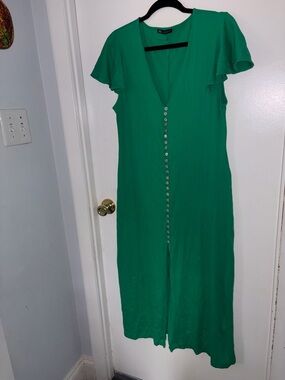 Zara | XL Maxi Dress | Flutter Sleeve | Green | Buttons | Ribbed | Stretch